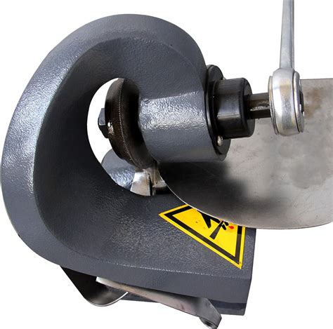 throatless sheet metal cutter